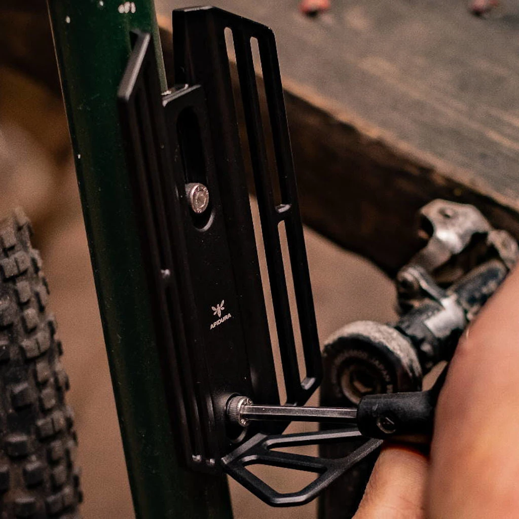 Cage De Bikepacking Sur Fourche Ou Tube De Cadre Cargo Cage Apidura 8 Cage De Bikepacking Sur Fourche Ou Tube De Cadre Cargo Cage Apidura – Image 6