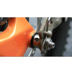 Axe Traversant 12 Mm Pour Remorque Vélo BOB -Vélo Équipement Magasin axe traversant 12 mm pour remorque velo bob full 3