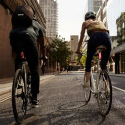 Feu Stop Arrière Vélo Automatique USB Burner Brake 13 Feu Stop Arrière Vélo Automatique USB Burner Brake -Vélo Équipement Magasin feu stop arriere velo automatique usb burner brake full 6