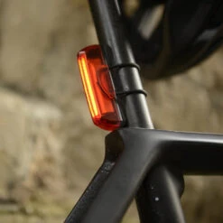 Phare Arrière Vélo Rechargeable USB Slimline Ultratorch Oxford 10 Phare Arrière Vélo Rechargeable USB Slimline Ultratorch Oxford -Vélo Équipement Magasin phare arriere velo rechargeable usb slimline ultratorch oxford full 3