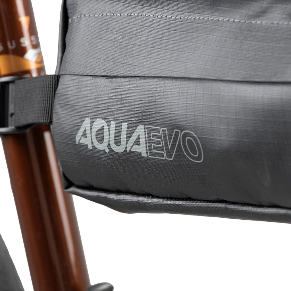 Sacoche De Cadre Pour Le Bikepacking 4L Aqua Evo Adventure Oxford 4 Sacoche De Cadre Pour Le Bikepacking 4L Aqua Evo Adventure Oxford – Image 2