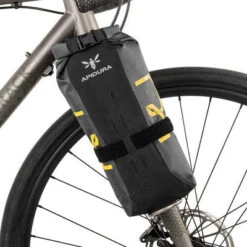 Sacoche Fourche Vélo Apidura Expedition Pour Bikepacking 4.5 L -Vélo Équipement Magasin sacoche fourche velo apidura expedition pour bikepacking 4 5 l full 3