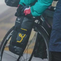 Sacoche Fourche Vélo Apidura Expedition Pour Bikepacking 4.5 L -Vélo Équipement Magasin sacoche fourche velo apidura expedition pour bikepacking 4 5 l full 6
