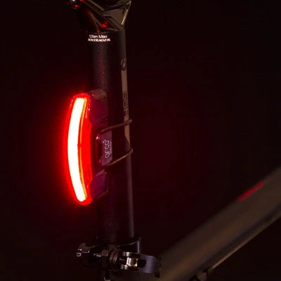 Set Feux Vélo Rechargeables USB Avant Et Arrière Arco Spanninga 8 Set Feux Vélo Rechargeables USB Avant Et Arrière Arco Spanninga – Image 6