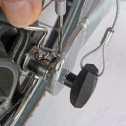 Vis à Papillon Avec Goupille Pour FollowMe -Vélo Équipement Magasin vis a papillon avec goupille pour followme full 3